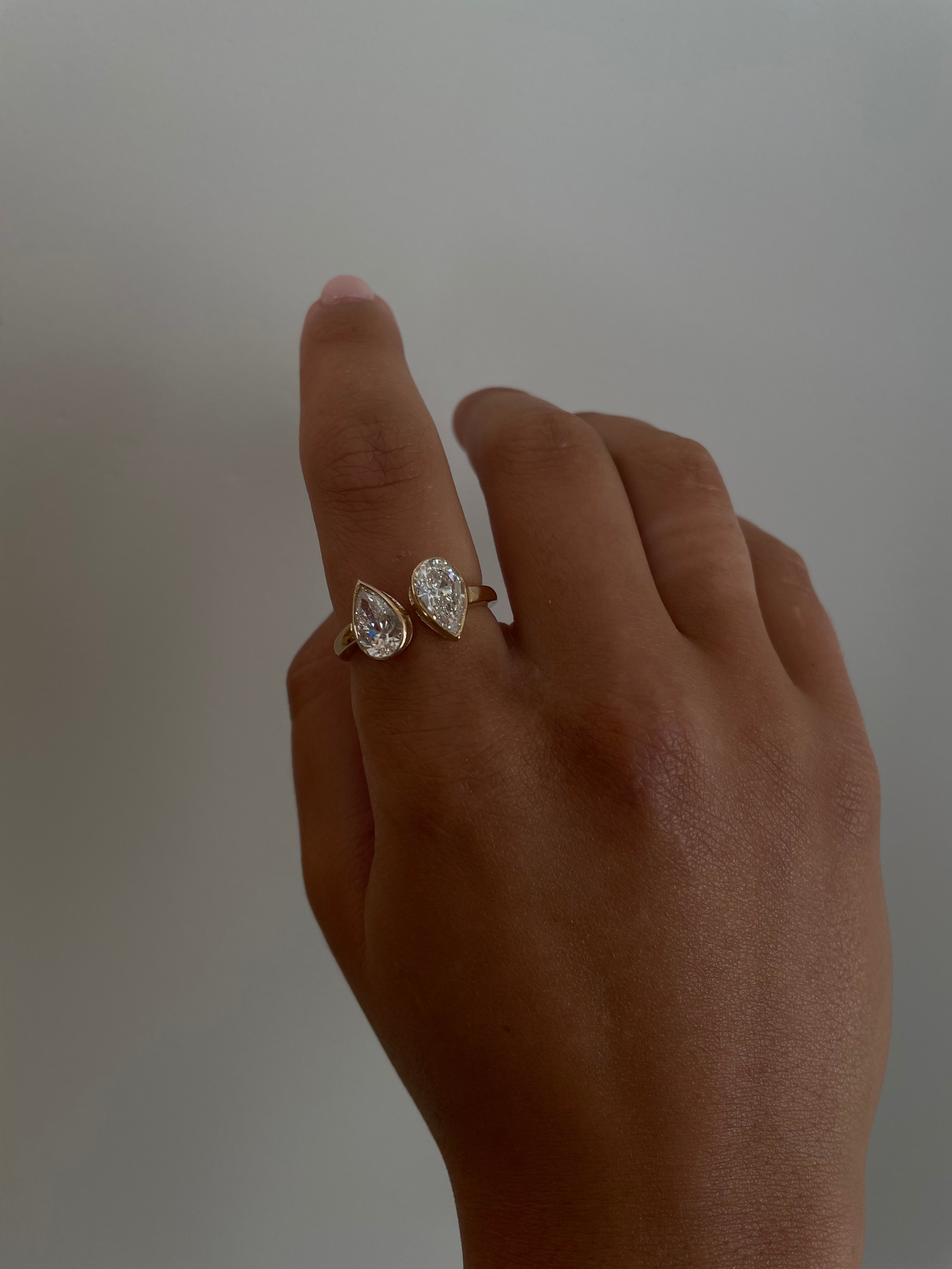 The Ray Kissing Pear Ring