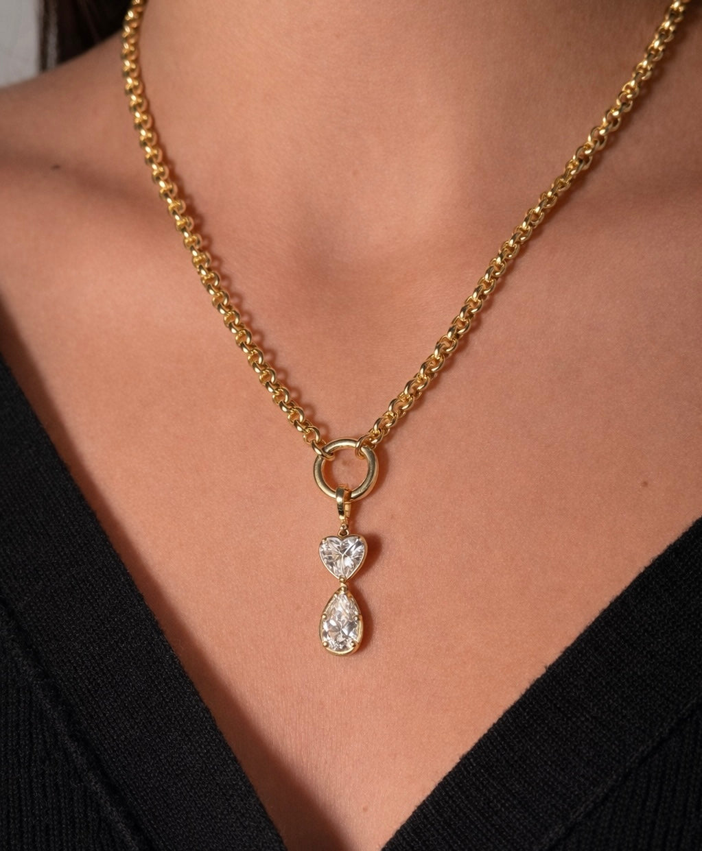 The Ray Kiss Charm on Chain