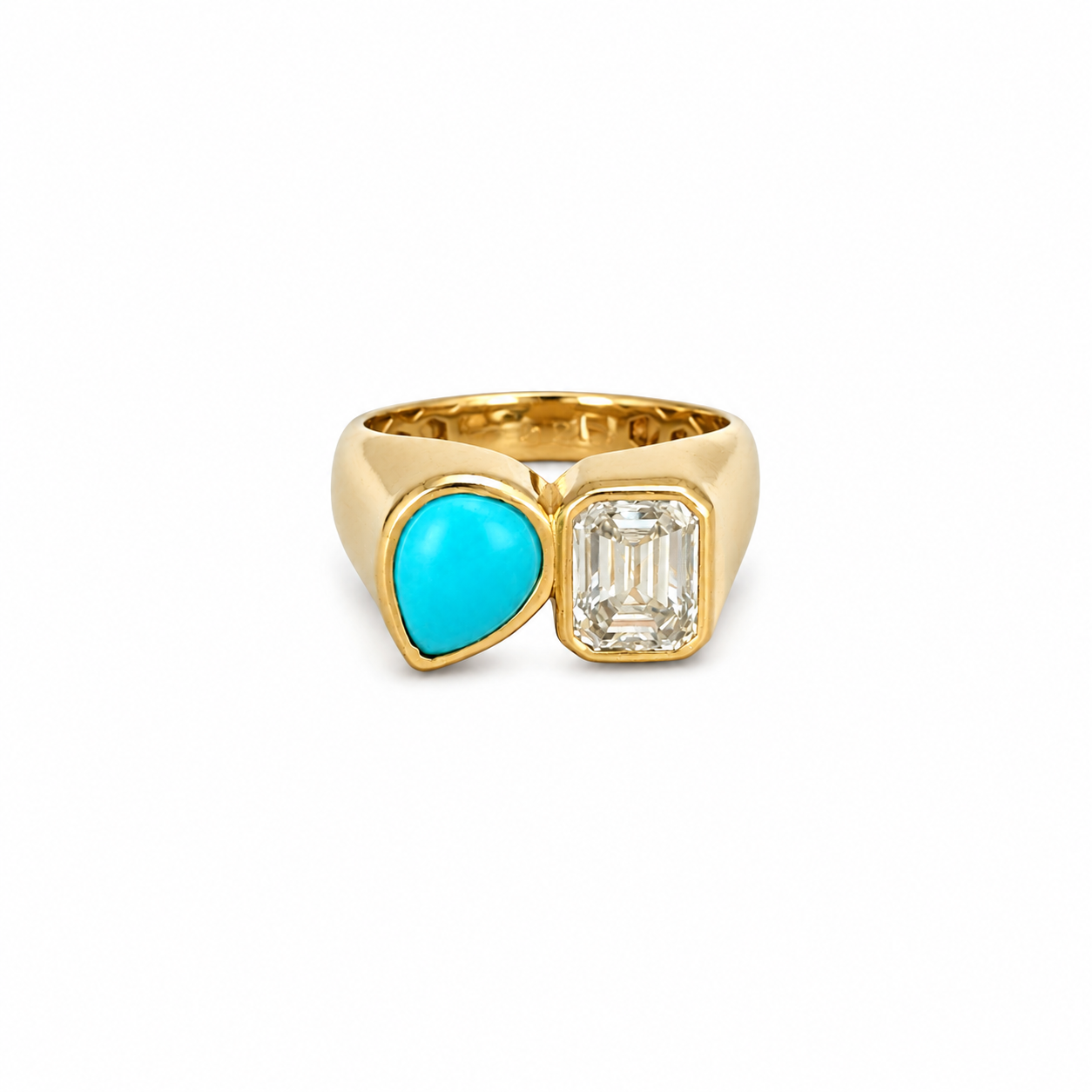 The Ray Ocean Kiss Ring