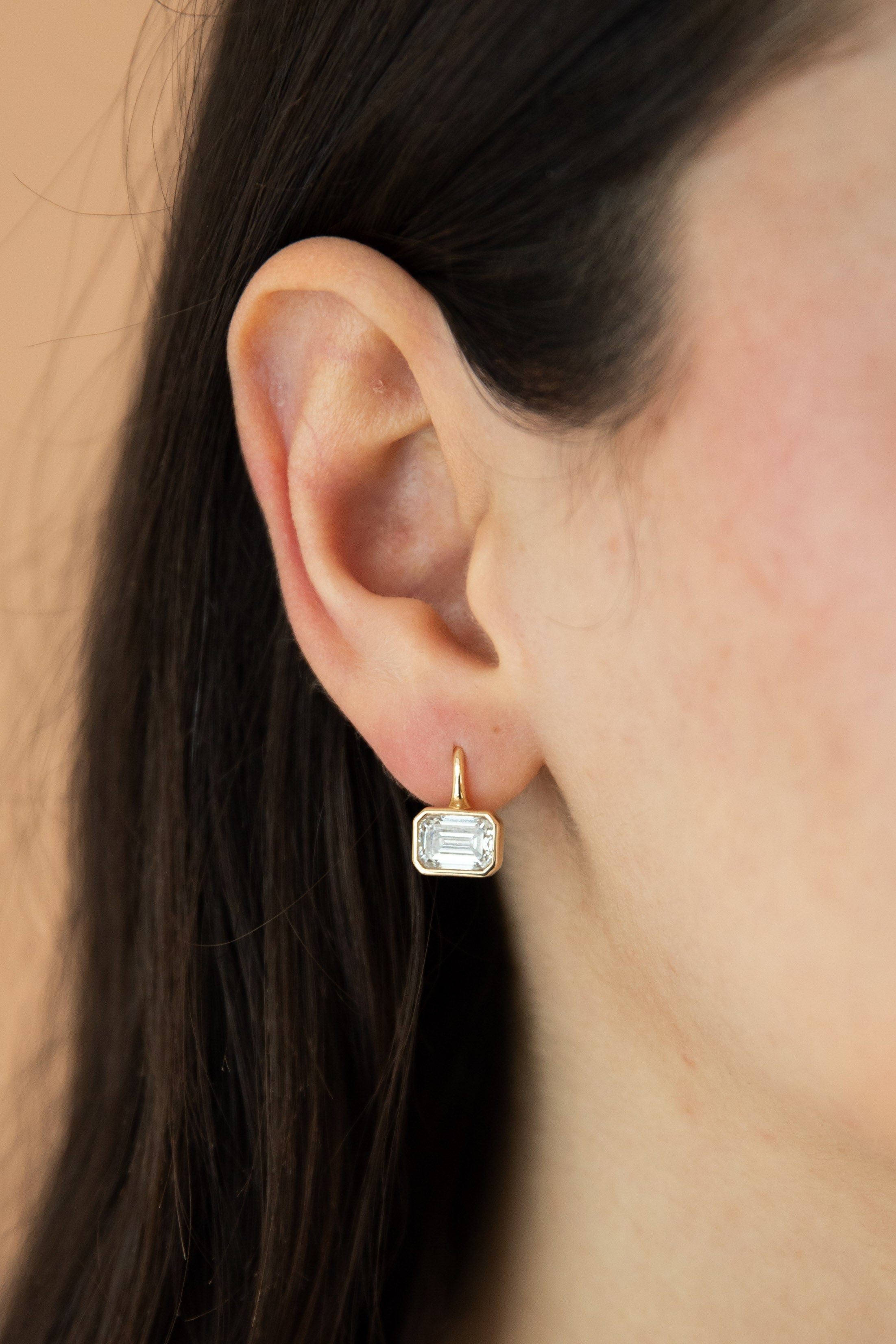 The Ray Emerald Huggie Drop Earrings