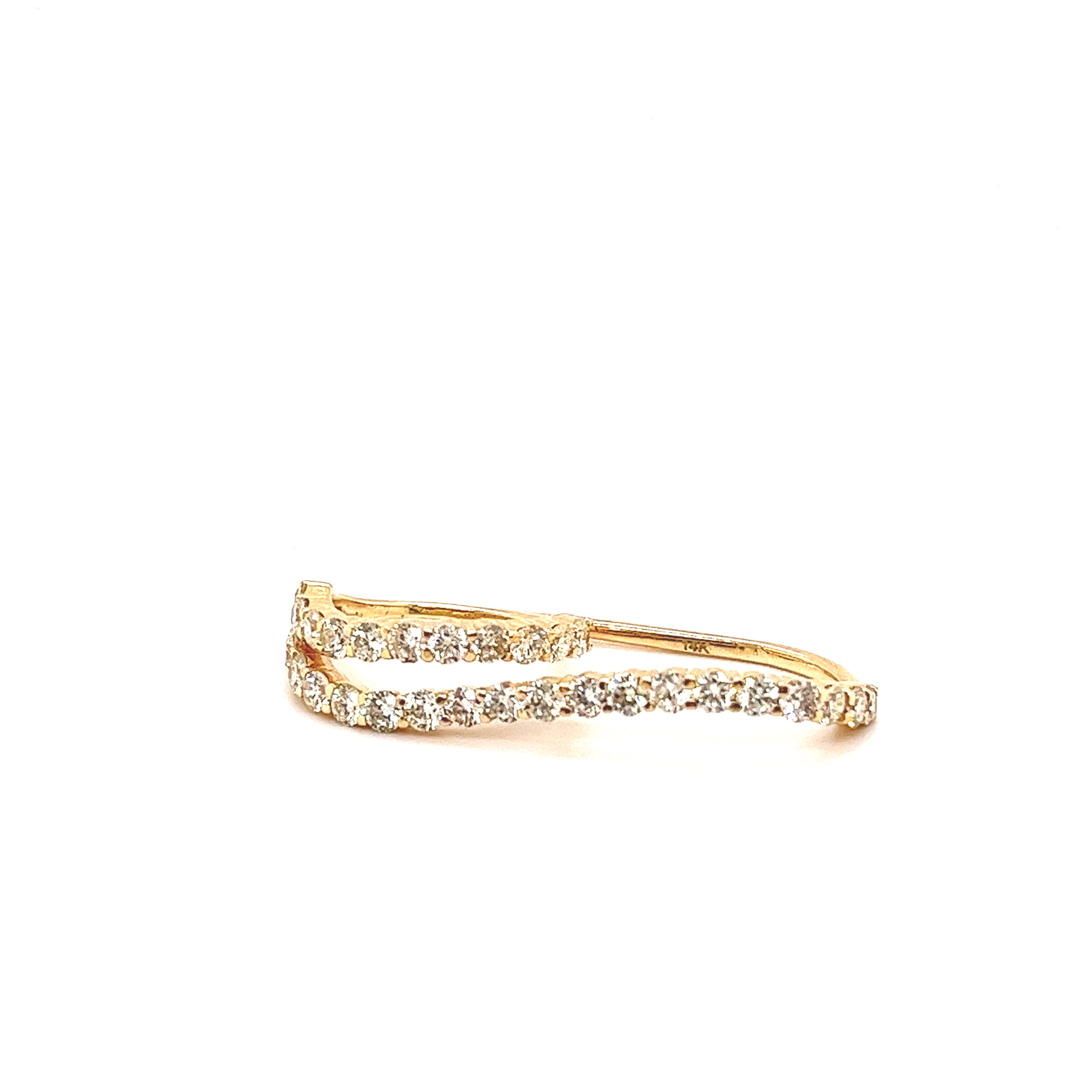 The Round Row Ring