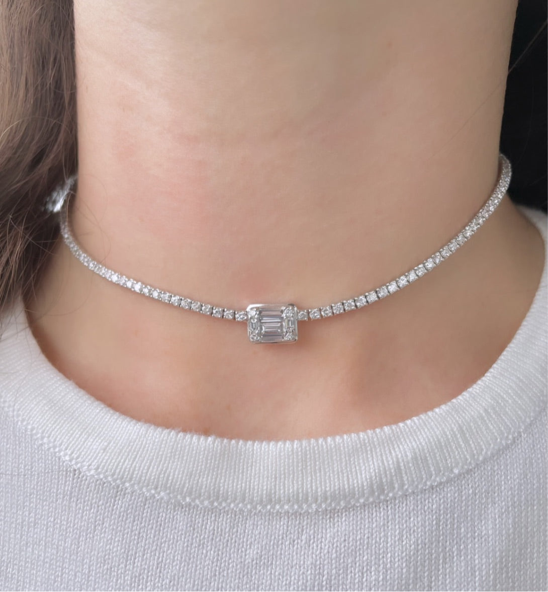 Horizontal Royal Choker
