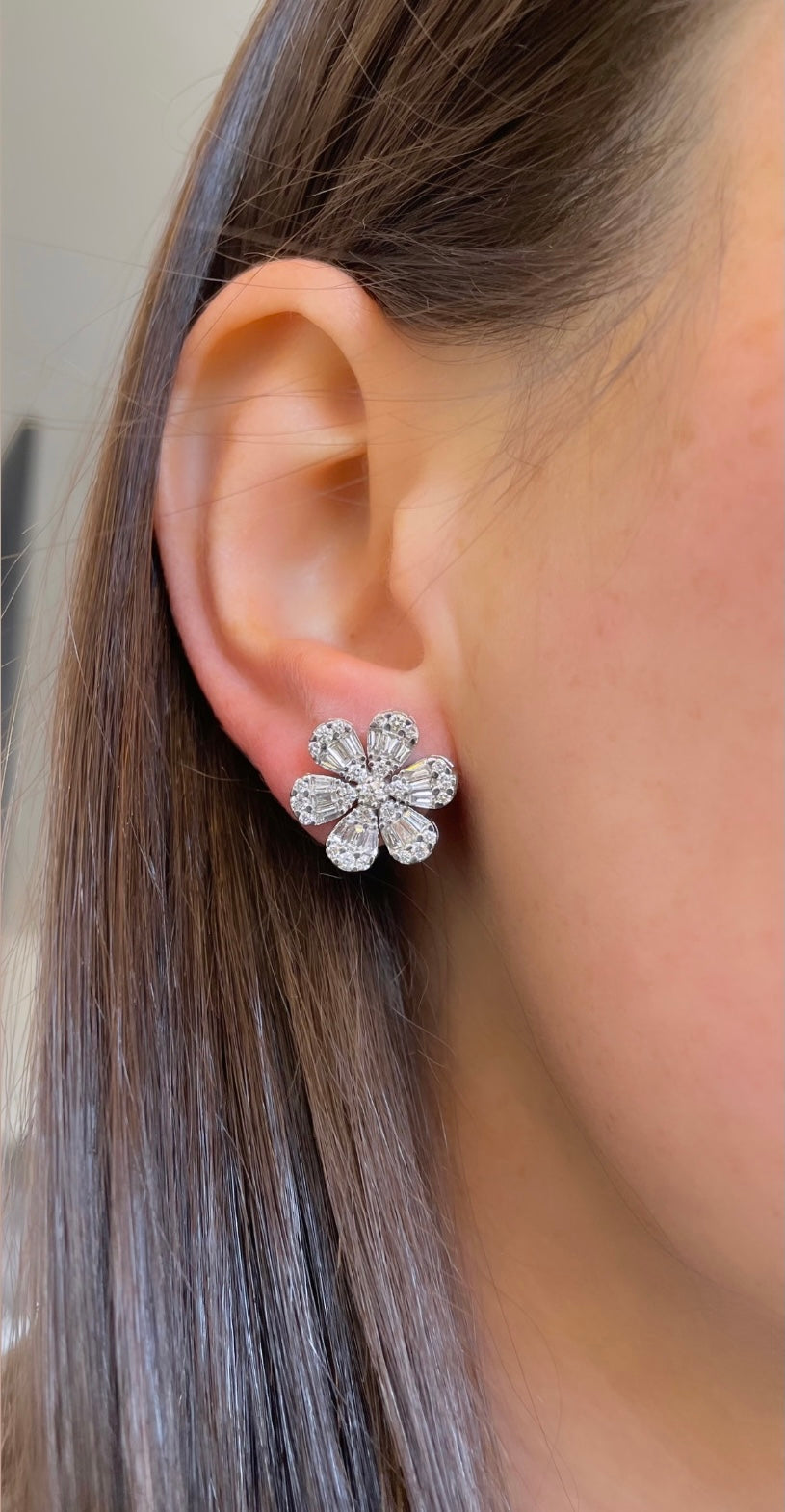The Groovy Earring