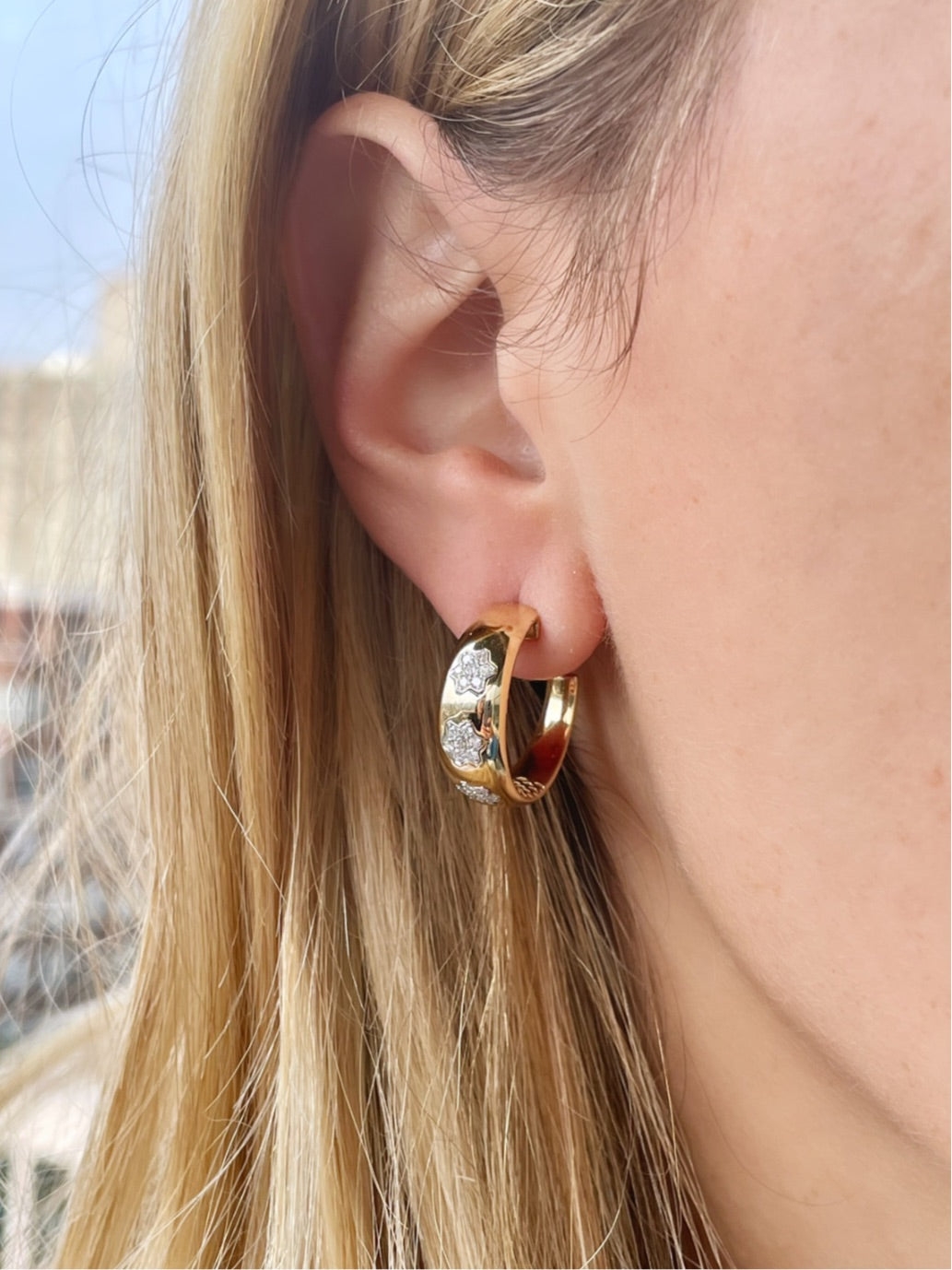 Triple Diamond Pillow Hoops